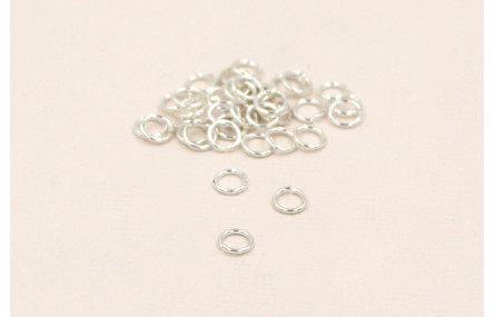 ARANDELA RED. 4mm diámetro * 0,8. PLATEADA