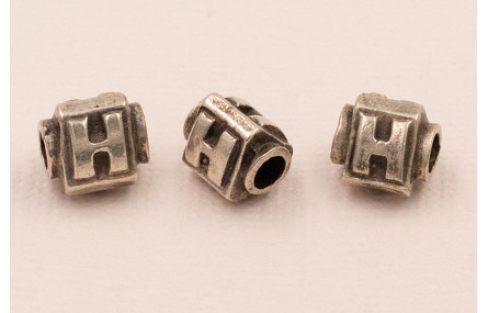 LETRA H 10*8mm