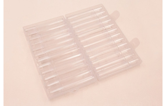 Caja de 17*9cms con 24 tubos