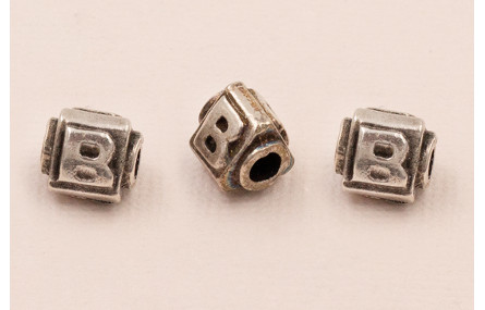 LETRA B 10*8mm