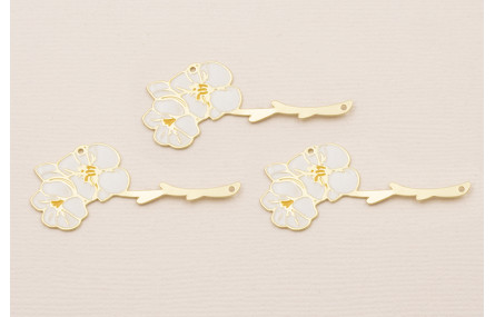 Pieza Ramo Flores Blancas 42*20 Oro Mate  Esmalte