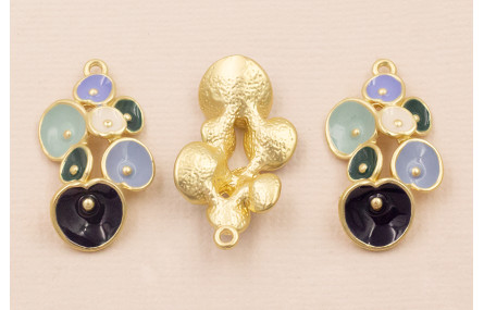 Colgante Flores esmaltadas 27*15 Azuladas