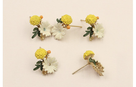 Perno Flor + hoja 19*15  Blanco, verde y amarillo