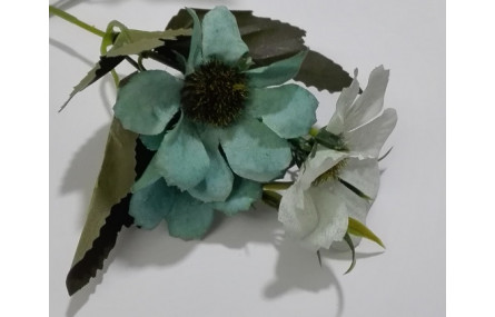 Ramillete flores 4 a 5cms diametro Verdes