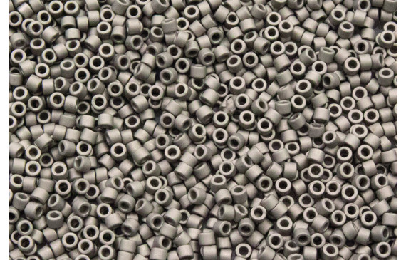 8 grs Delika 11/0 BD Matte MTLC Silver