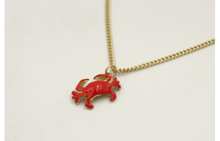 Solitario cadena plana dorada mate con colgante ca