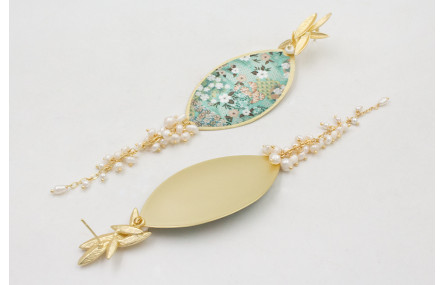 Pendientes perno conjunto de hojas dorado mate con