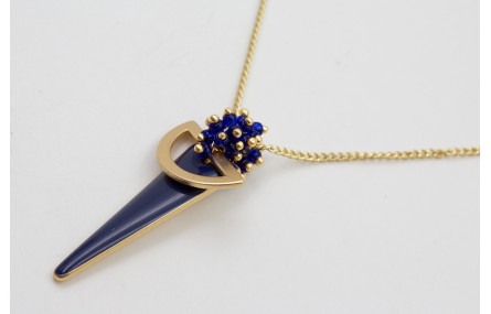 Collar cadena eslabón plano dorado mate con burruñ