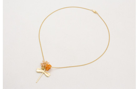 Collar cadena eslabón plano dorado mate con burruñ