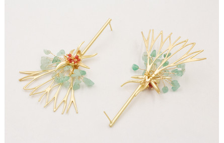 Pendientes pivote dorado mate con rama coral dorad