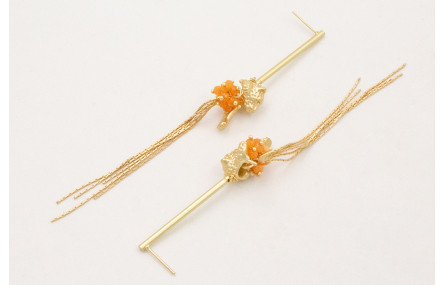 Pendientes perno listón con fleco,burruño bolitas 