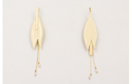 Pendientes irregulares lámina satinada,perno bolit