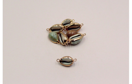 Caracola borde dorado 18*10mm dos anillas