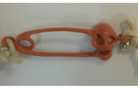 Imperdible calavera 18*5mm Color 1