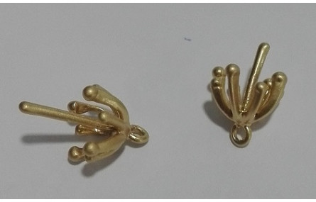 Colgante estambres 10*7mm Oro Mate