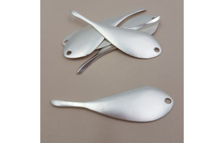Pez colgante 63*18mm Plata Mate