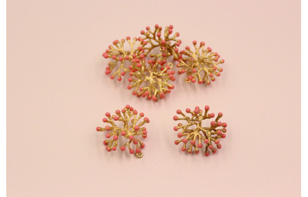 Cogante Coral 25*25*12mm Oro Mate Esmalte Rosa