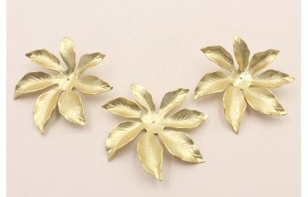 Cuenta Flor 7 pétados 55mm diametro Dorada Mate