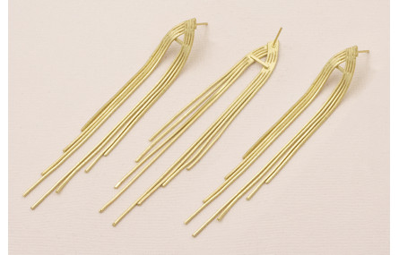 Pendiente Triangular Flecos 85*10mm dorado Mate