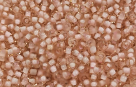 10 gramos de Abalorio cristal rosa transparente