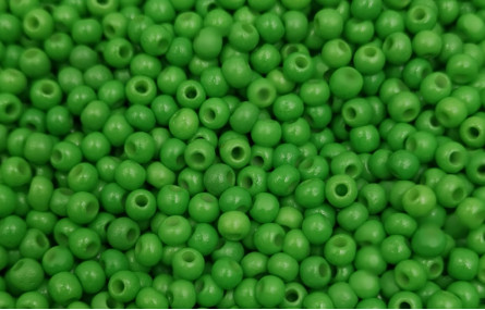 10 gramos de Abalorio cristal Verde fluor