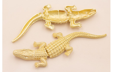 Cocodrilo Articulado en 3. 140*45*15mm Dorado Mate