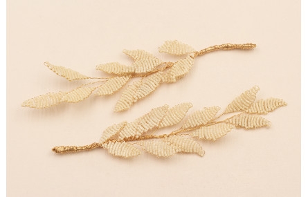 Hoja de alambre 130*55 tejida con abalorio Beige